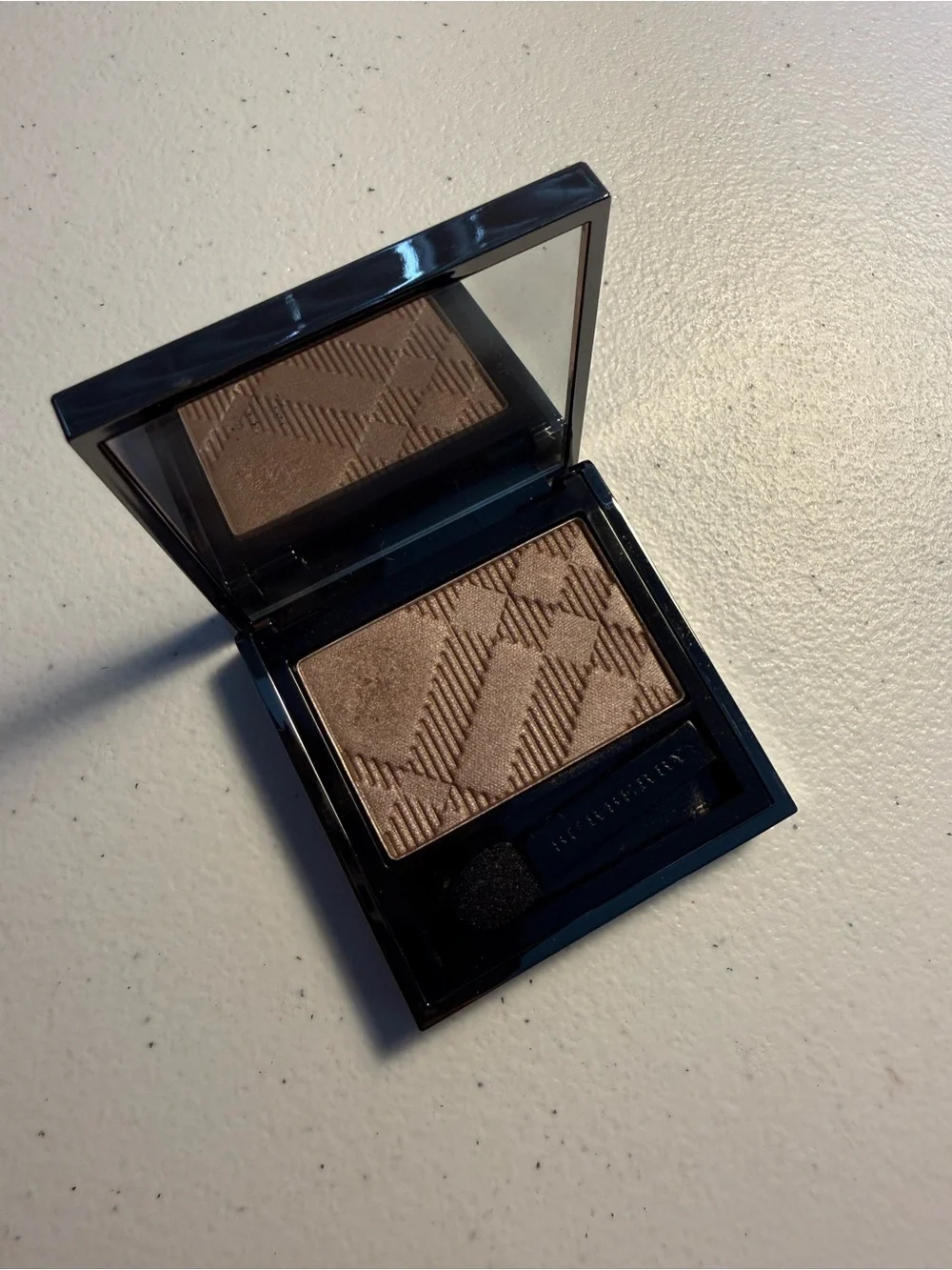 burberry sheer single eye shadow No.9 rosewood new no box